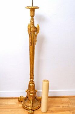 Grand bougeoir Peak en bois doré •19e siècle