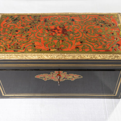 Boîte à thé en marqueterie Boulle – XIXᵉ siècle